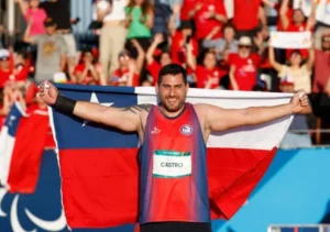 Nicolas-Castro-ParaAtleta-Santiago2023-Lanzamiento-Bala-630x443