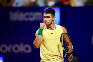carlos-alcaraz-sergio-llamera-ieb-argentina-open_w862