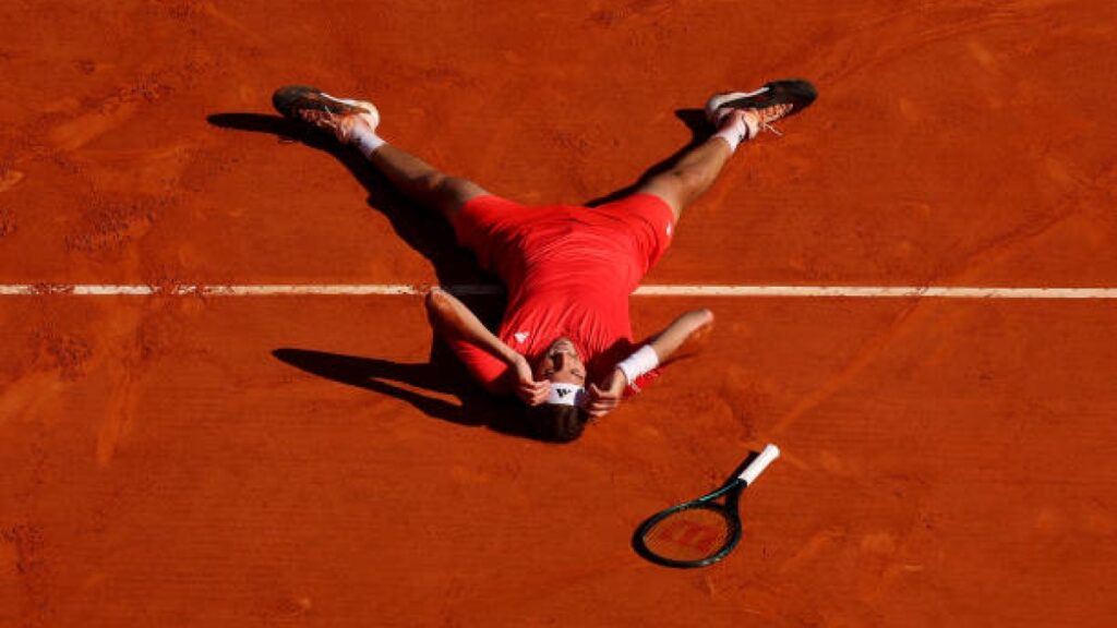 stefanos-tsitsipas-triple-campeon-montecarlo-2024