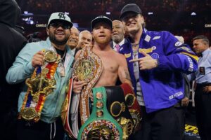 Canelo vs Munguia