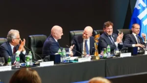 consejo-de-la-fifa-infantino-dominguez_862x485