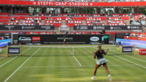 La-pista-resbaladiza-aplaza-la-semifinal-gauff-pegula-a-mañana