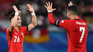 topshot-fbl-euro-2024-match12-por-cze