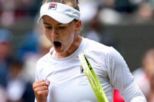 krejcikova_grita_wimbledon_qf-1200x800
