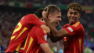 topshot-fbl-euro-2024-match49-esp-fra