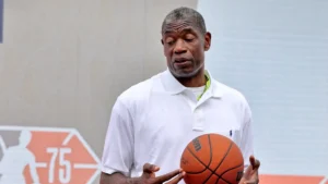 el-jugador-de-baloncesto-dikembe-mutombo_be4f