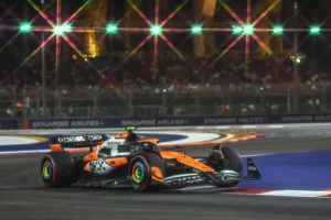 lando-norris-mclaren-mcl38
