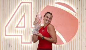gettyimages-sabalenka-champions-miami-1