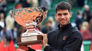 gettyimages-alcaraz-champions-monte-carlo2-1-696x391