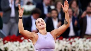 sabalenka gest