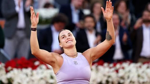 sabalenka gest
