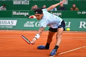 tabilo-popyrin-roland-garros-2025-990x658