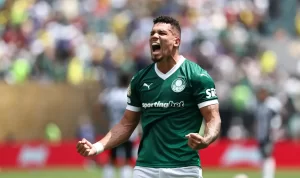 Palmeiras-Paulinho-celebrates-after-scoring-during-the-FIFA-Club-World-Cup-2025-round-of-16-match-against-Botafogo-on-June-28-2025