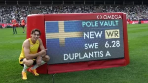 duplantis-junto-a-su-nuevo-record-mundial_862x485