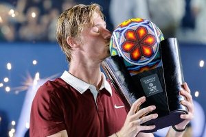 D.-Shapovalov-vs-A.-Kovacevic-25-e1753012039919