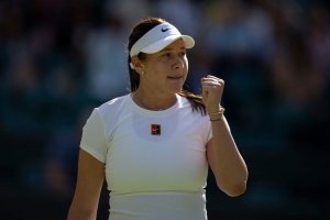 anisimova_vibra_wimbledon_QF-1024x682