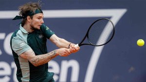 gettyimages-kitzbuhel-2025-jueves-bublik-1