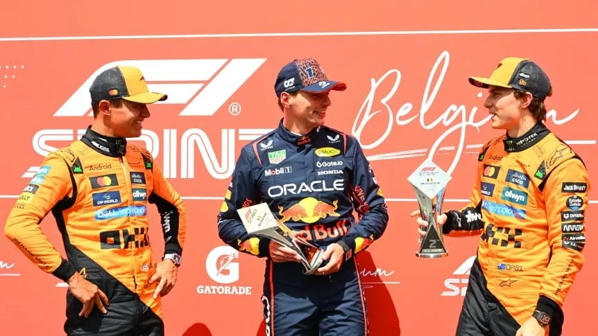 podio-de-la-carrera-sprint-del-gp-de-belgica_862x485