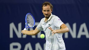 daniil-medvedev-alex-walton-atp-cincinnati-2025