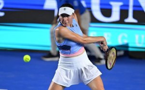 gettyimages-alexandrova-monterrey-1-696x433