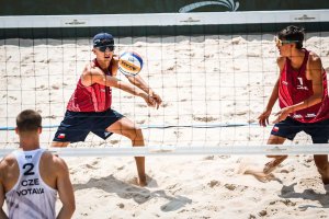 JOSE-TOMAS-BRAIN-Y-GEORGE-HARGREAVES-CIERRAN-CON-GRAN-ACTUACION-EL-MUNDIAL-U21-DE-VOLEIBOL-PLAYA-4