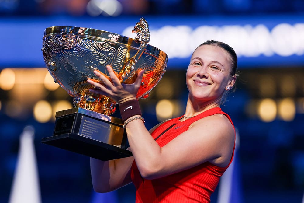 gettyimages-anisimova-china-open-champions-1