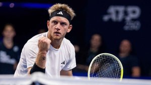 gettyimages-basilea-2025-lunes-davidovich-1