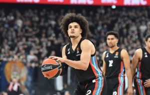 1444x920_nadir-hifi-le-petit-prince-du-paris-basket-ici-lors-du-match-face-au-partizan-le-7-novembre