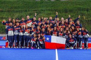 Premiacion-Hockes-Cesped-Masc.-y-Fem._-Credito-Oscar-Munoz-Badilla-Team-Chile10-1536x1024