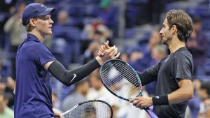 sinner-musetti-us-open-2025-handshake