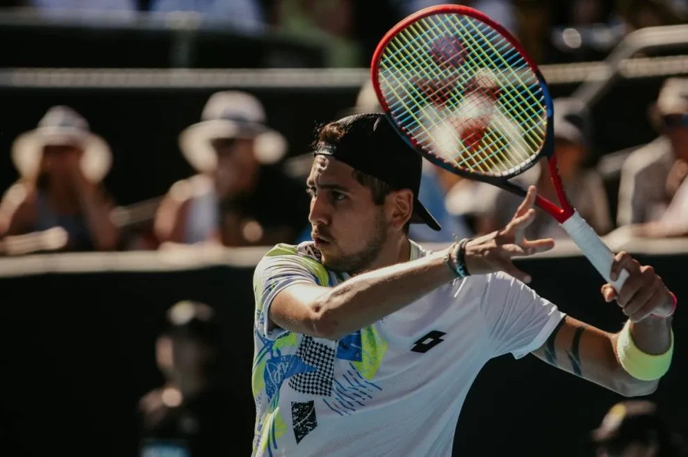 tabilo-ugo-carabelli-atp-auckland-2026-990x658
