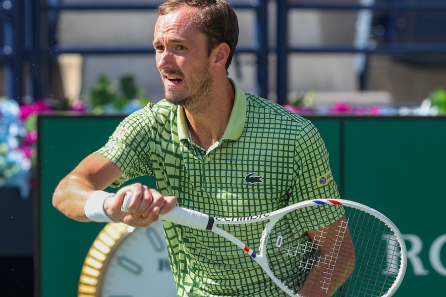 Dubai-Tennis-2026-ATP-QF-Daniil-Medvedev_004