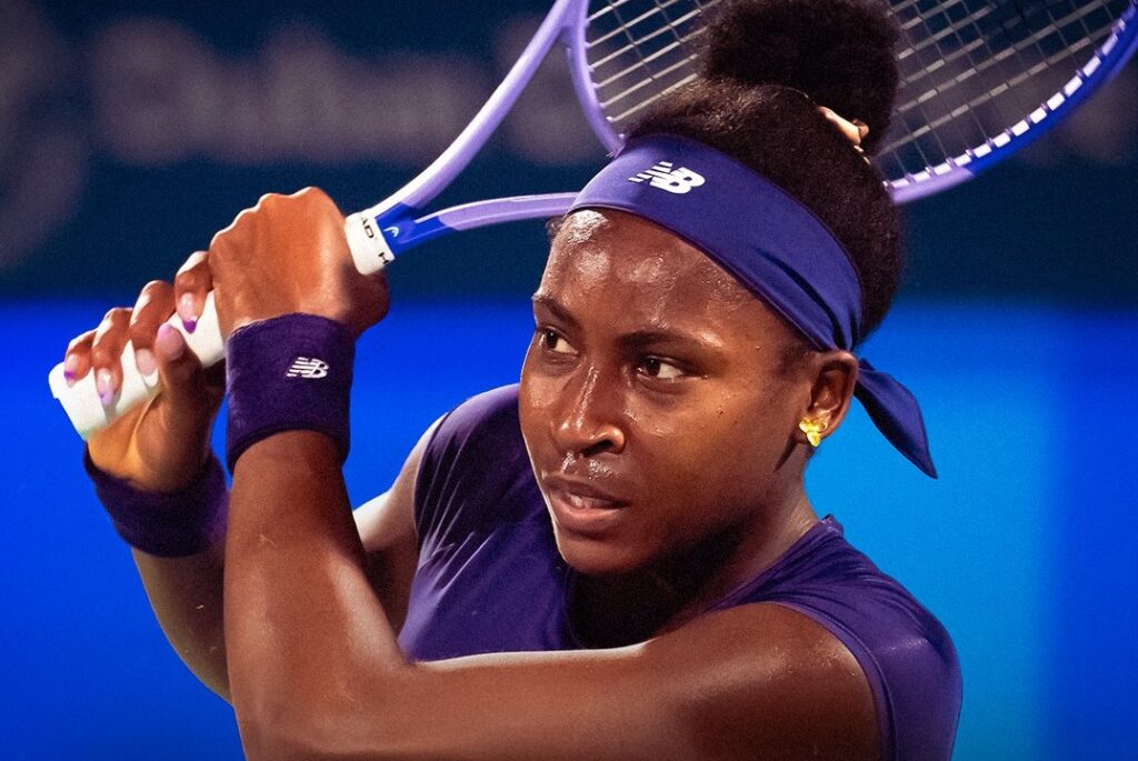 gauff_dubai_back_noite-1024x685