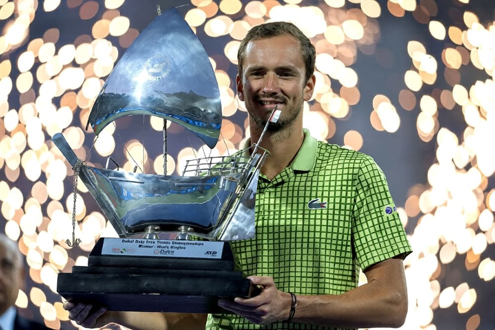 gettyimages-medvedev-champions-dubai-1