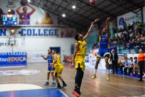 BOSTON-MAIPU-VS-ESPANOL-TALCA-1