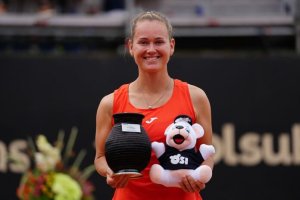 Marie-Bouzkova-Copa-Colsanitas-WTA-1-696x464