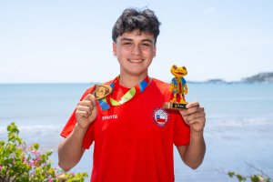 Raimundo-San-Martin-Premiacion-Credito-Oscar-Munoz-Badilla-Team-Chile-1-1-1536x1024