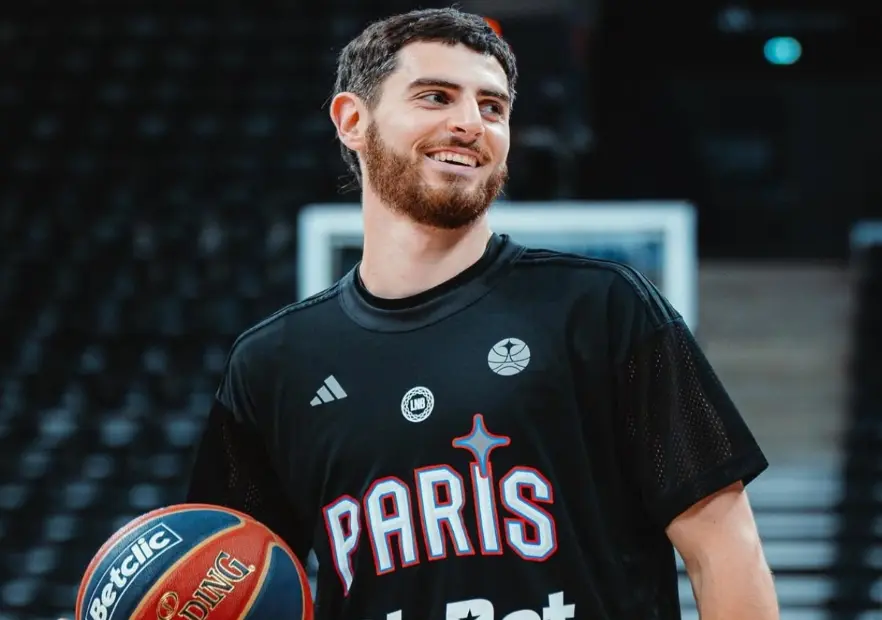 sebastian-herrera-paris-basketball-chile-instagram-1