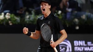 Sinner-acaba-resistencia-Medvedev-se-enfrentará-a-Ruud-en-la-final-de-Roma