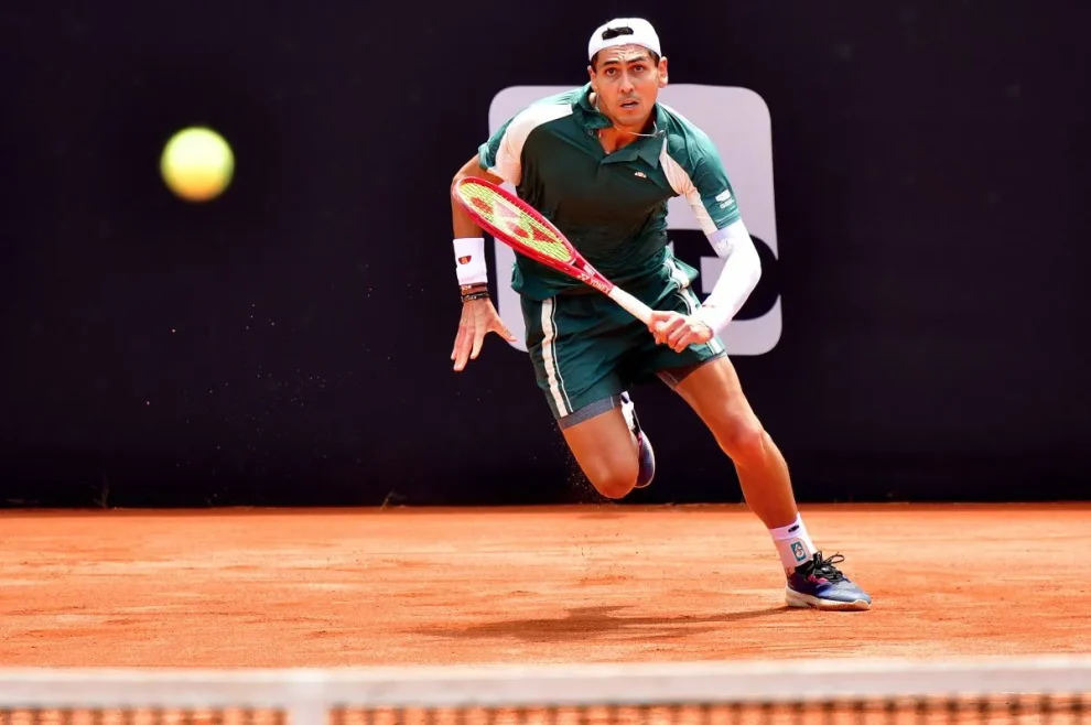 auger-aliassime-tabilo-roland-garros-2026-990x658