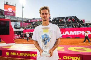 Luca_Van_Assche_MEO_Press_2-1