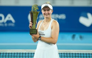 gettyimages-krejcikova-champions-wta-2