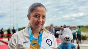 KATHERINE-WOLLERMAN-TRICAMPEONATO