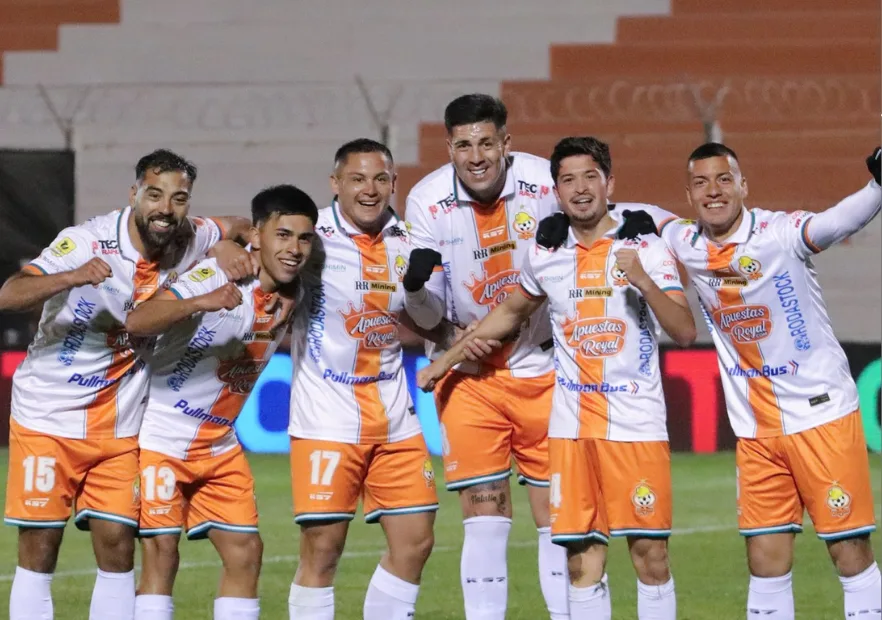 cobresal-liga-de-primera-2026-foto-@ClubDepCobresal-X.png (1)
