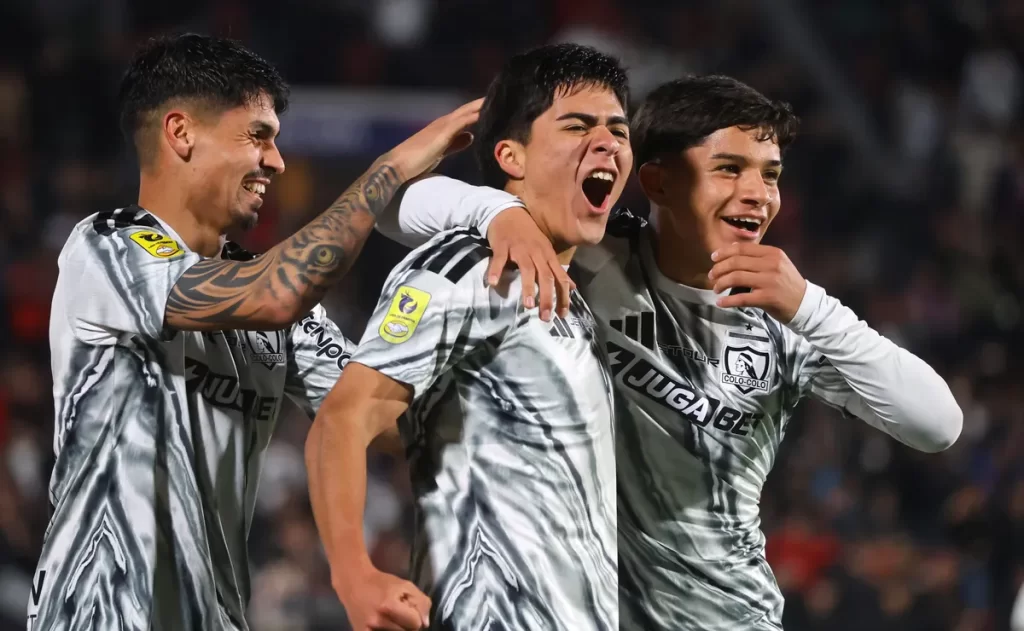 colo-colo-3-0-union-espanola-felipe-raipan-e1787795709467-1200x740