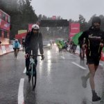 Vuelta a España 2026: La lluvia y el granizo provocan la «anulación completa» de la etapa 3