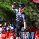 Vuelta a España: Eddie Dunbar gana la etapa 19 en Peñas Blancas y Enric Mas mantiene su liderato