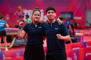 Gustavo-Gomez-y-Daniela-Ortega-vs-Brasil-Semifinal-Tenis-de-Mesa-Credito-Santiago-Bahamonde-Team-Chile-5-1536x1024
