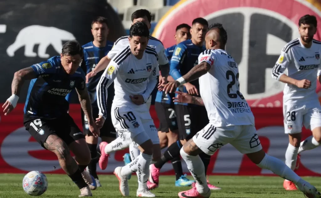 en-vivo-sigue-el-minuto-a-minuto-de-colo-colo-vs-huachipato-por-la-liga-de-primera-1-1200x740