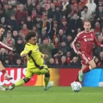 Champions League: Paris y Liverpool mantienen su racha triunfal